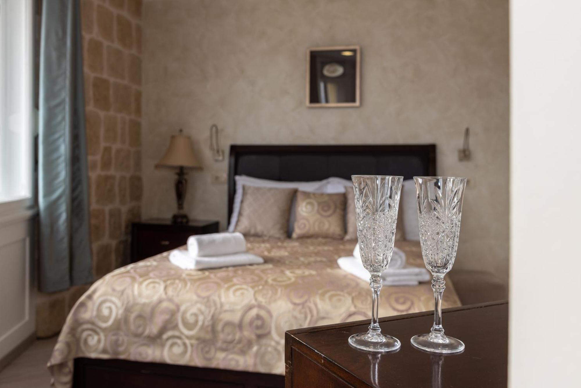 Guest house Queen Teuta Luxury *